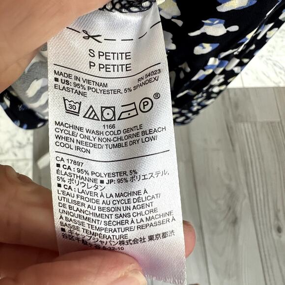 Banana Republic Blue Leopard Print Knit Jersey Flounce Shift Dress Small Petite - Picture 4 of 5